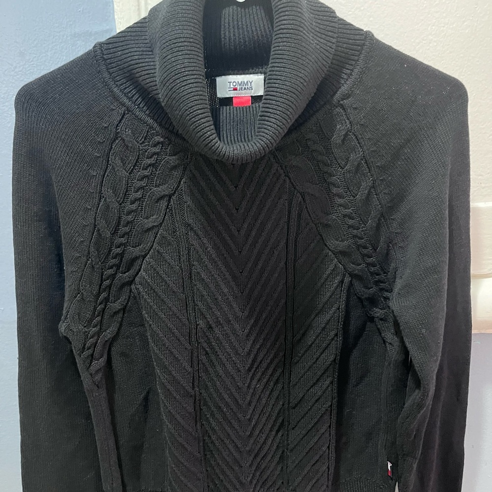 Tommy Hilfiger Black Cable Knit Sweater for Women